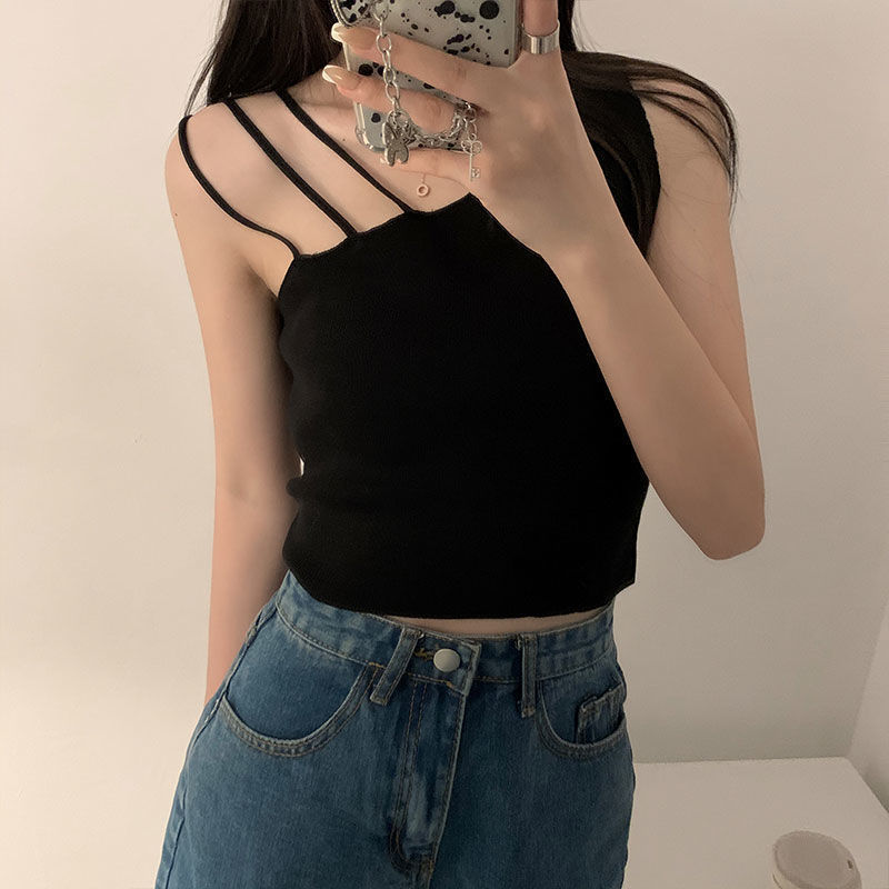 Trendy Slanted Shoulder Crop Top